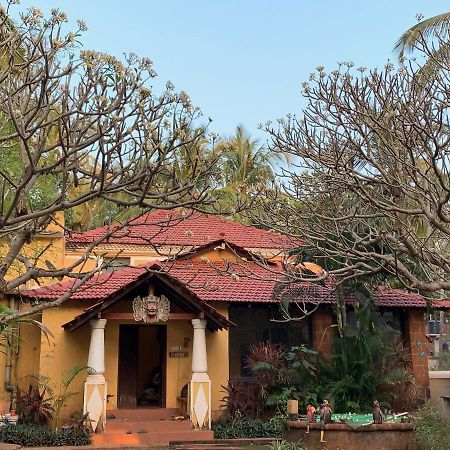 Casa Candolim Beach Front Exteriör bild