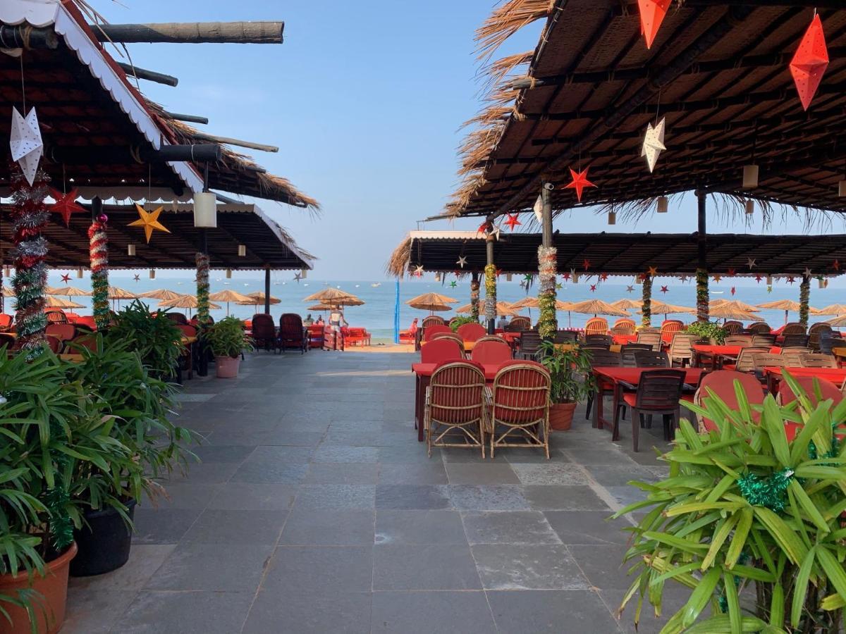 Casa Candolim Beach Front Exteriör bild