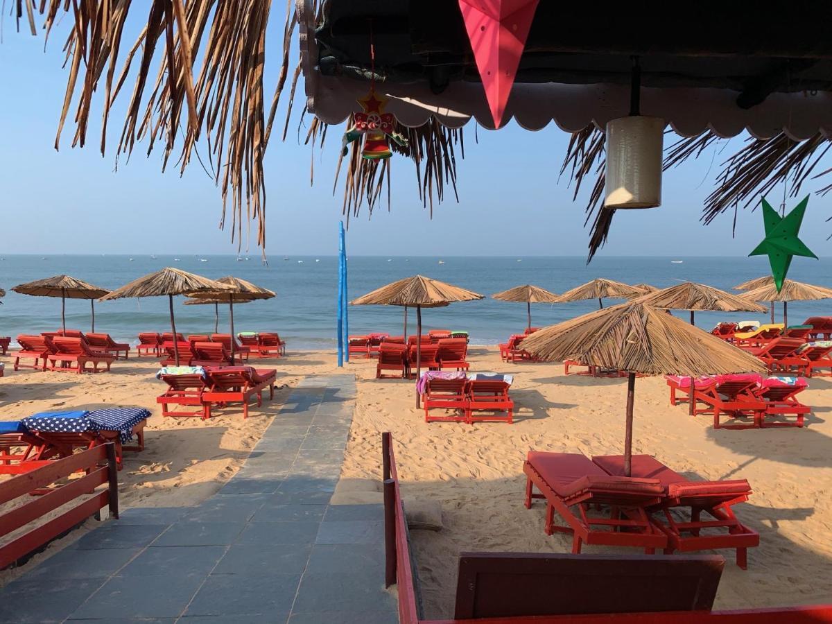 Casa Candolim Beach Front Exteriör bild