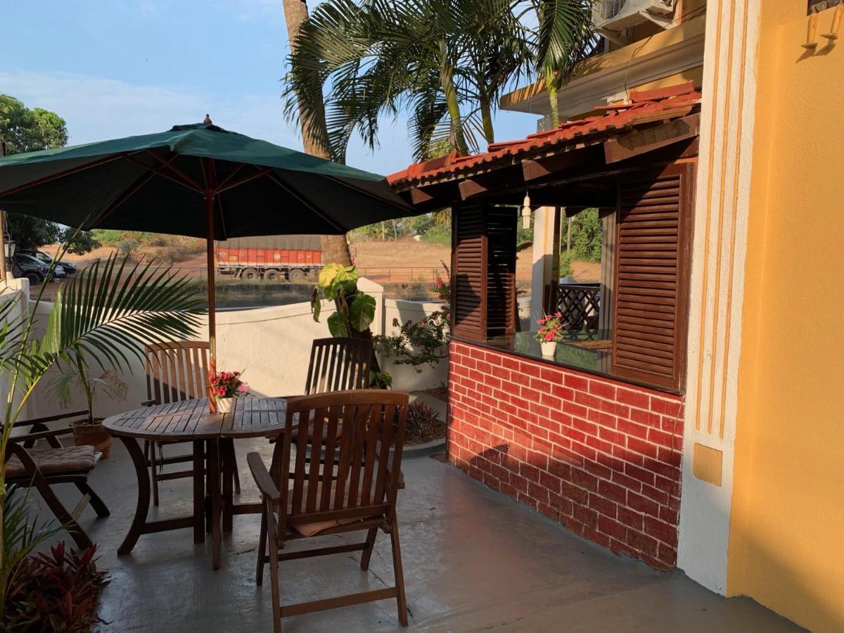 Casa Candolim Beach Front Exteriör bild